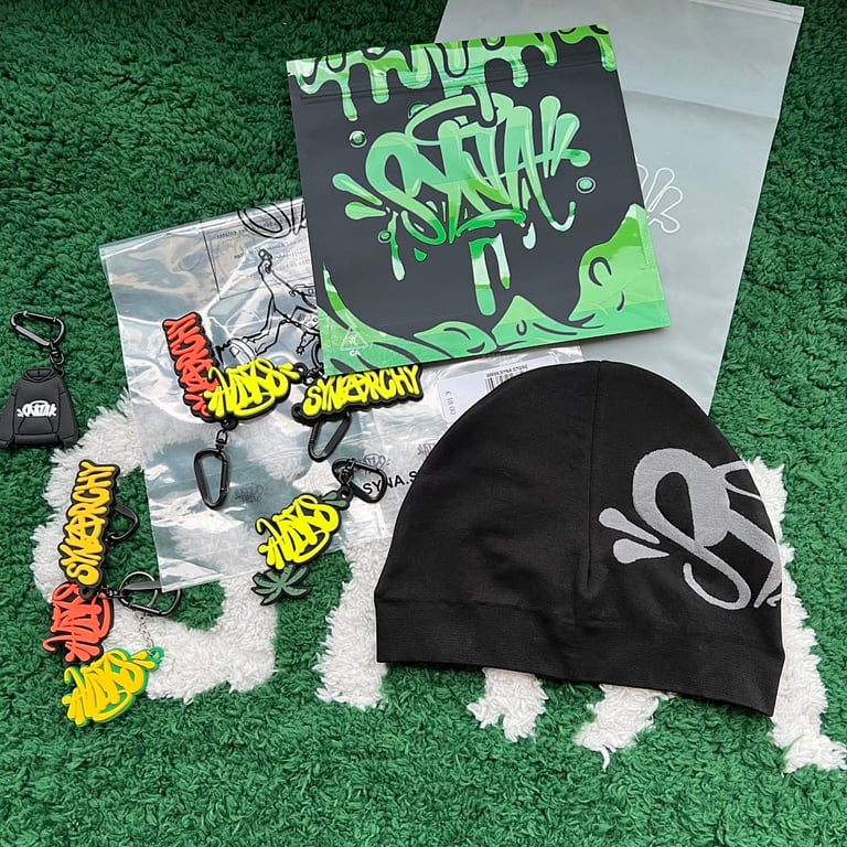 Syna World Big Logo Skull Beanie - 13