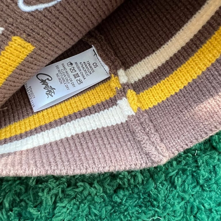 Corteiz Knit Stripe Beanie Brown - 4