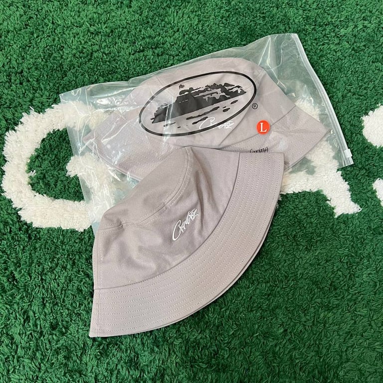Corteiz Grey Bucket Hat - 2