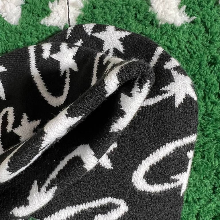 Corteiz Star Beanie Black - 11