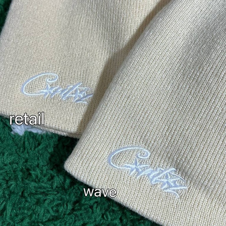 Corteiz Small Logo Beanie Beige - 4