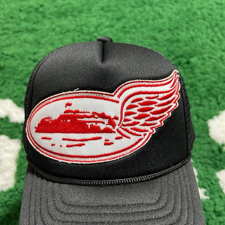 Corteiz Wing Chi'ban Trucker Hat Black Blue - 12