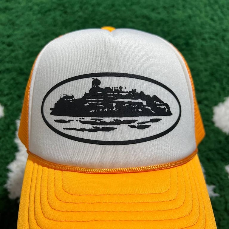 Corteiz Alcatraz Trucker Hat White / Yellow - 5