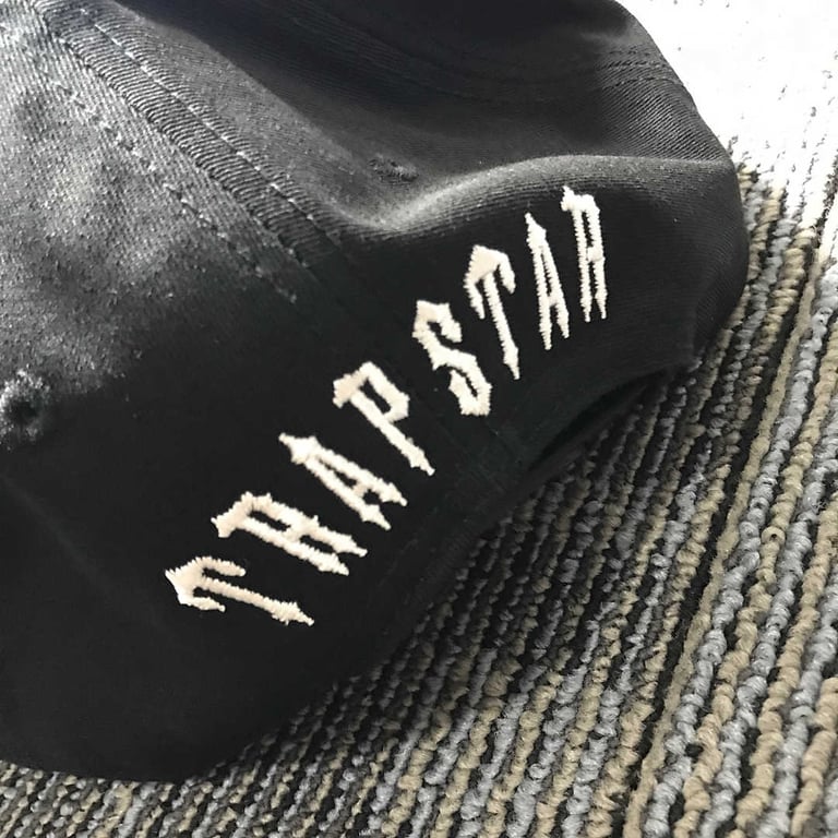 Trapstar Tiger TSL Snapback Cap Black - 4