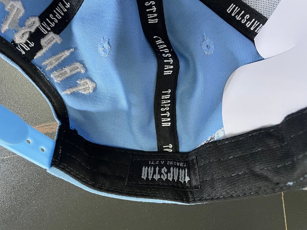 Trapstar Light Blue Snapback Cap - 2