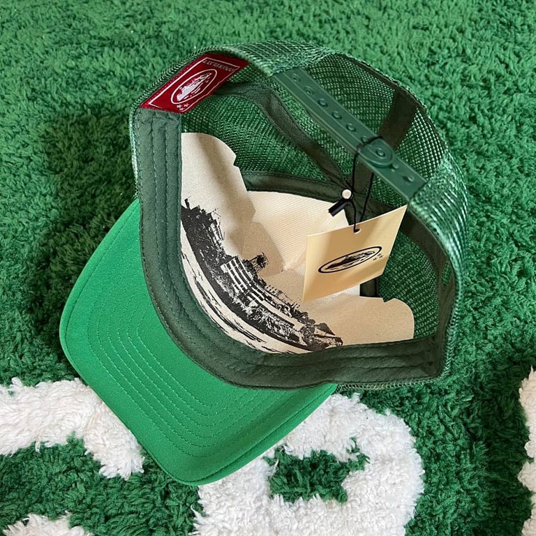 Corteiz Alcatraz Trucker Hat White/Green - 9