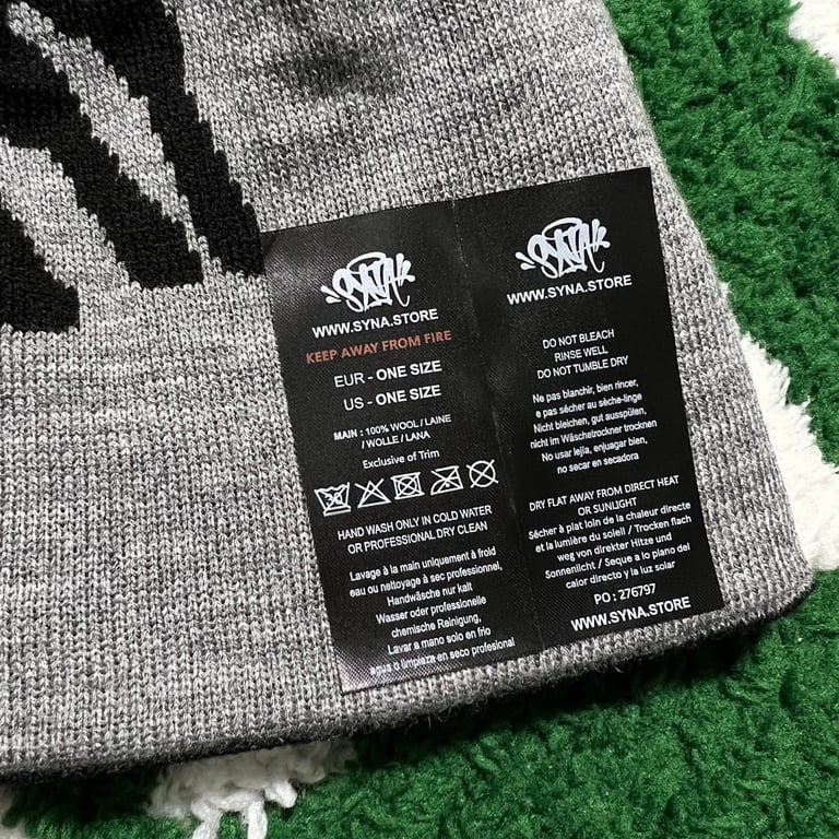 Syna World “Synarchy” Reversible Beanie Black/Grey - 3