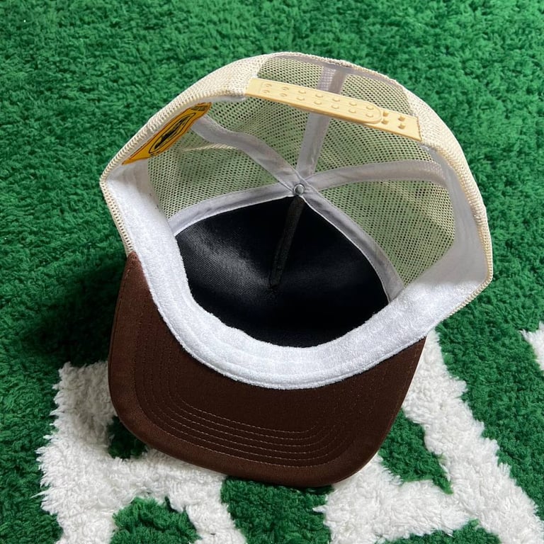 Corteiz Eagle Trucker Hat Brown - 2