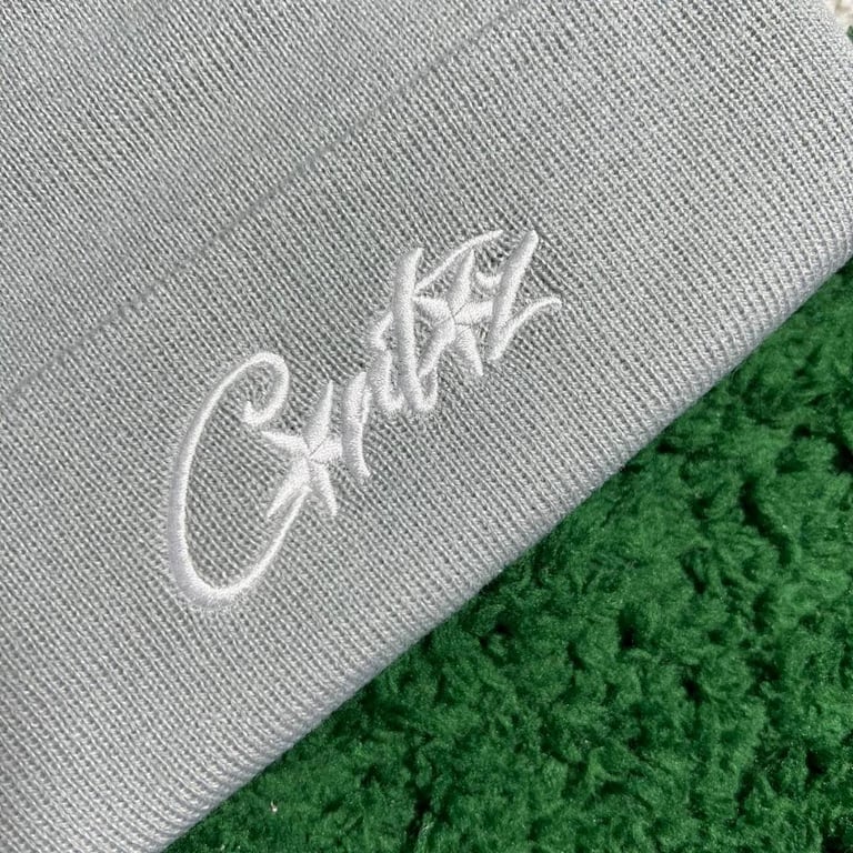 Corteiz Embroidery Beanie Grey/Yellow - 8