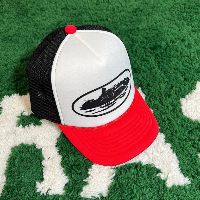Corteiz Alcatraz Trucker Hat White/Red - 6