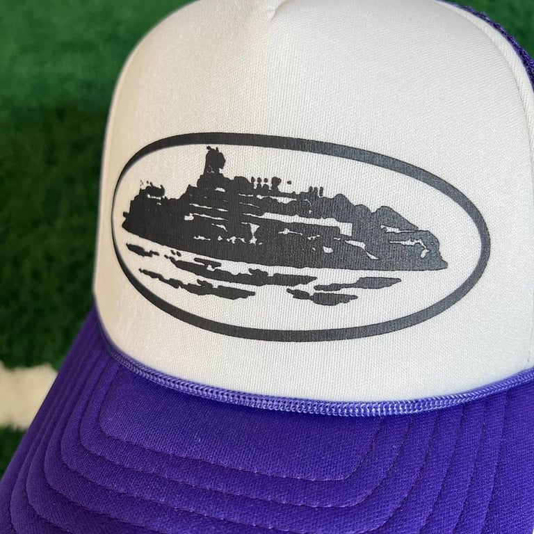 Corteiz Trucker Hat White/Purple - 9