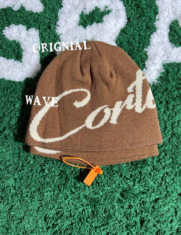 Corteiz Script Beanie Brown - 8