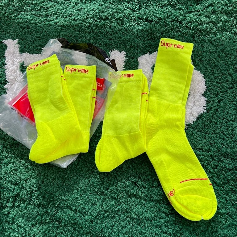 Supreme x Hanes Crew Socks 4-Pack - 2