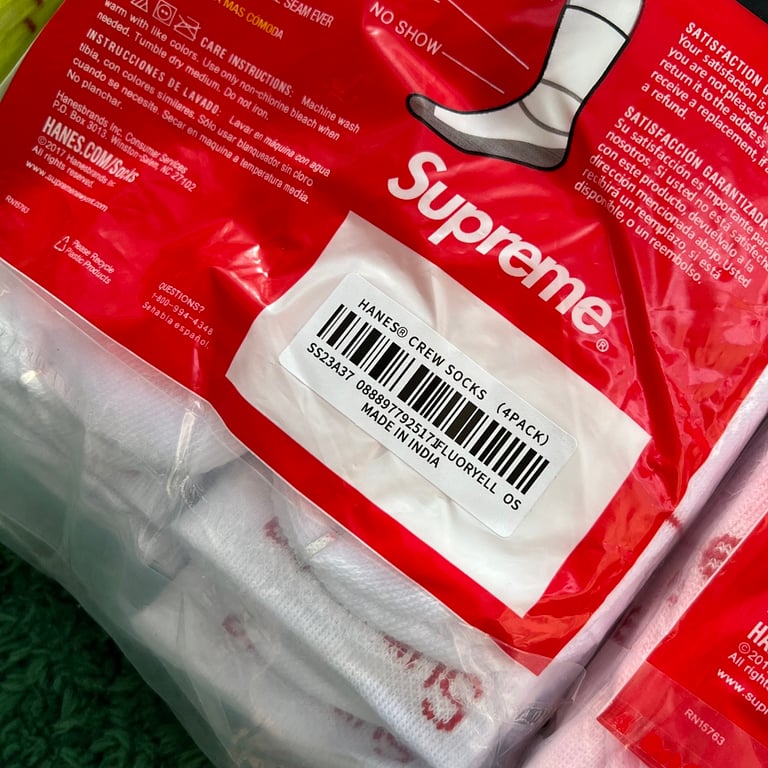 Supreme x Hanes Crew Socks 4-Pack - 9