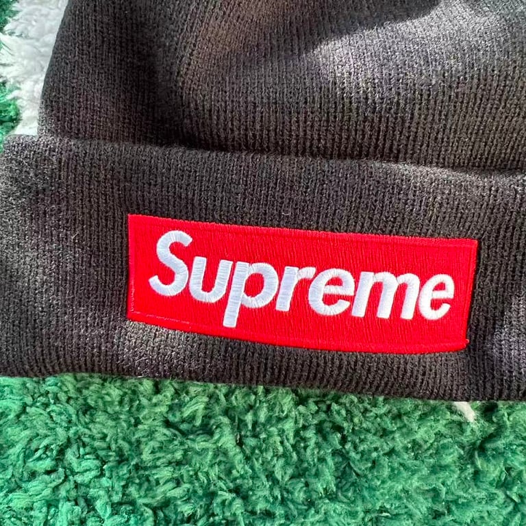 Supreme New Era Box Logo Beanie - 10