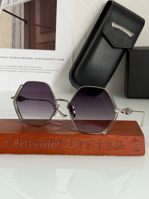 Chrome Hearts Creamed Sunglasses - 3