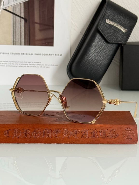 Chrome Hearts Creamed Sunglasses - 7