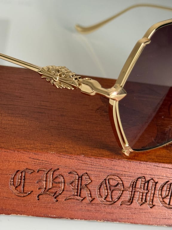 Chrome Hearts Creamed Sunglasses - 9