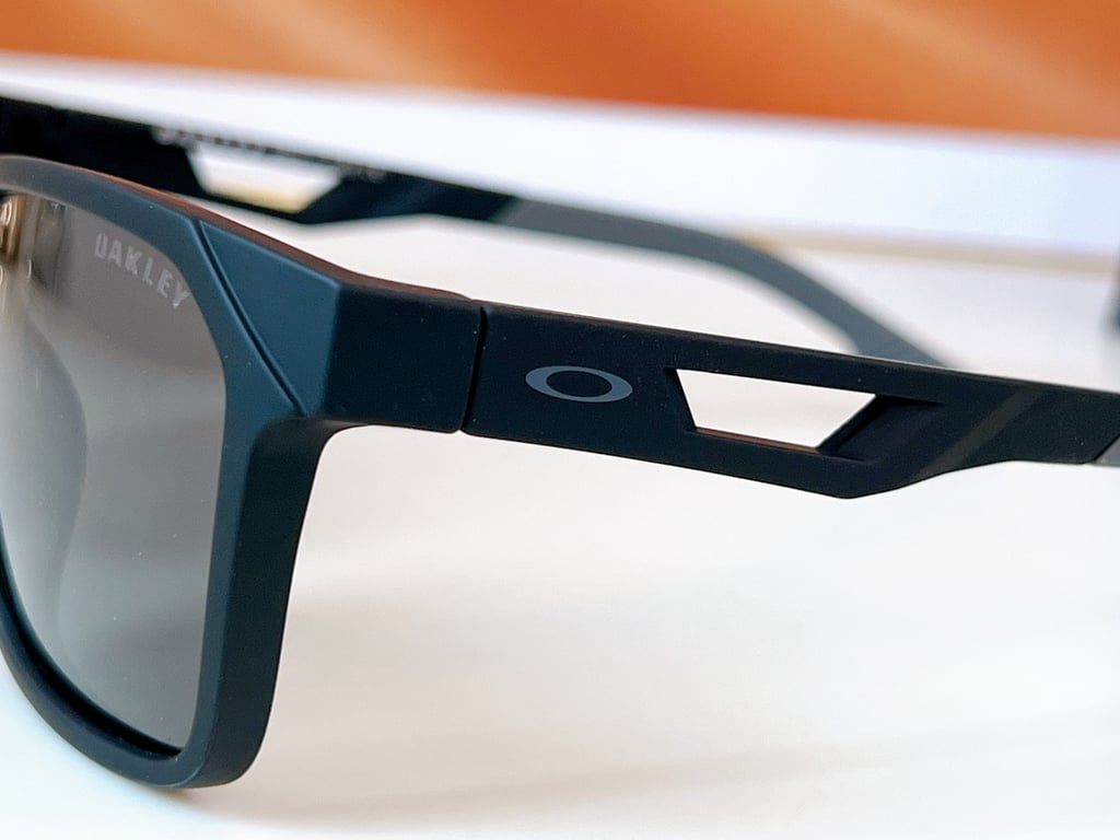 Oakley 24045 Sport Sunglasses - 5