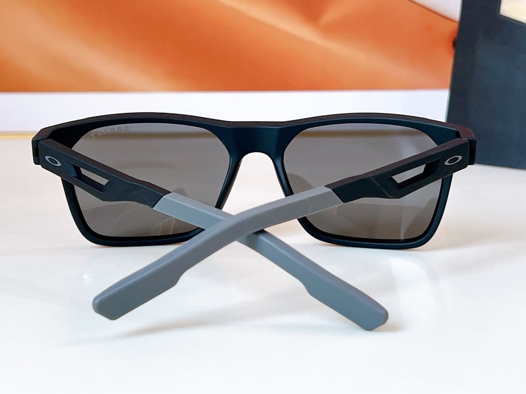 Oakley 24045 Sport Sunglasses - 7