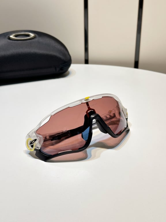 Oakley Jawbreaker Smoky Red Prizm Sunglasses - 3