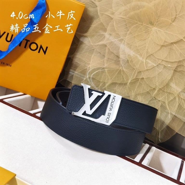 Louis Vuitton LV Initiales Belt Black Silver - 3