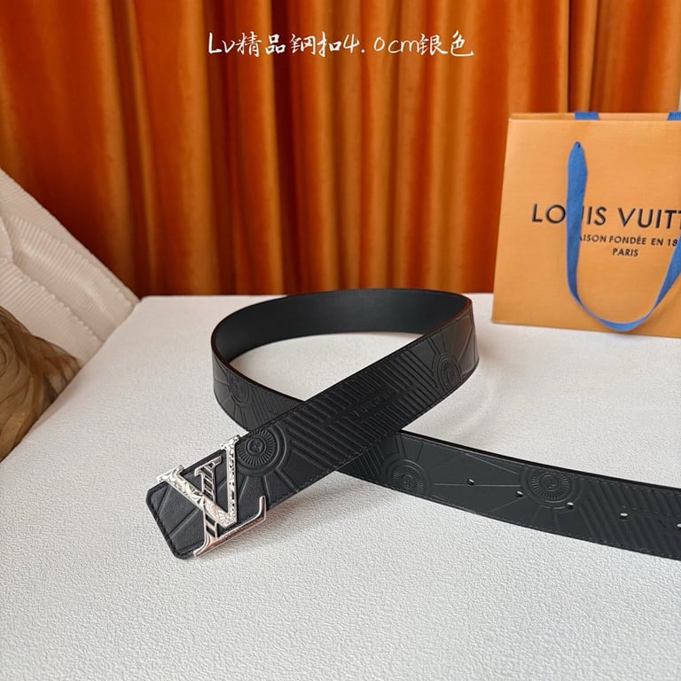 Louis Vuitton LV Initiales 40mm Embossed Belt Black Silver - 4