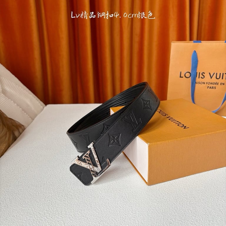 Louis Vuitton LV Initiales Engraved Buckle Belt Black - 2
