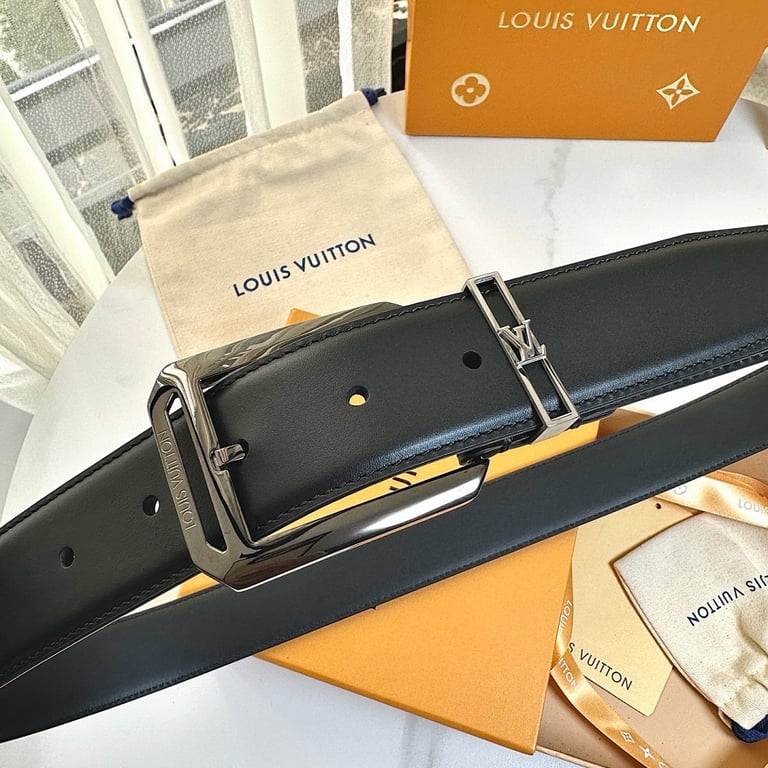 Louis Vuitton Classic Leather Belt - 5