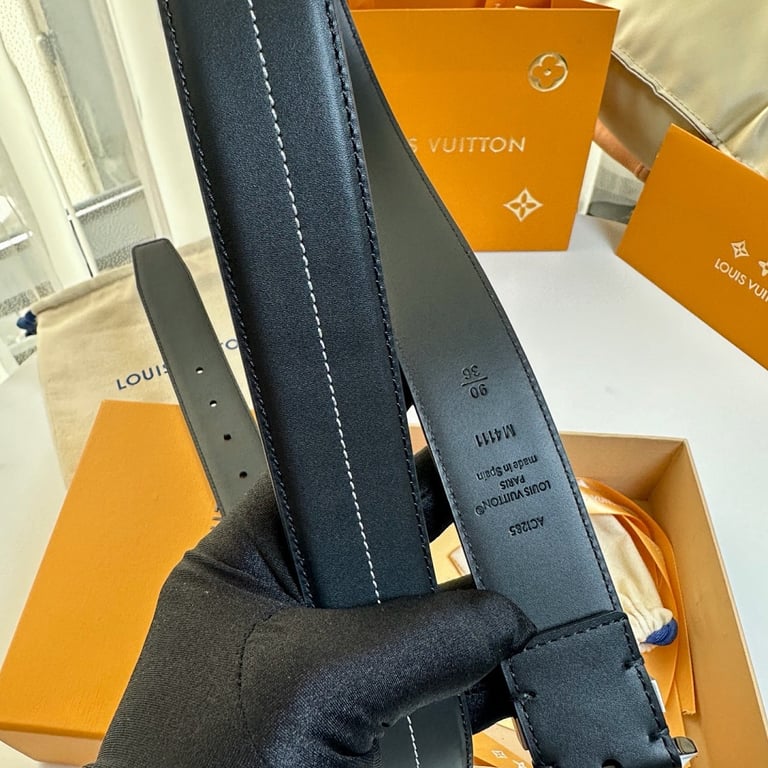 Louis Vuitton Classic Leather Belt - 7