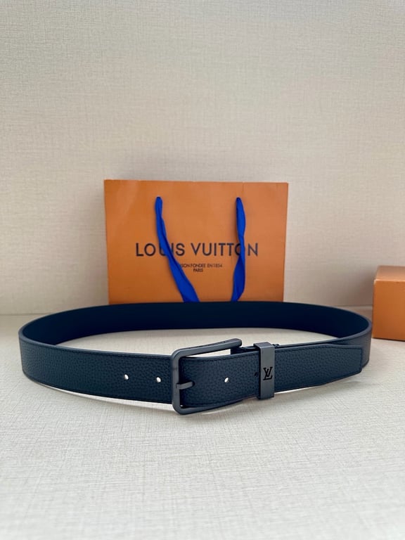 Louis Vuitton Grained Leather Belt - 3