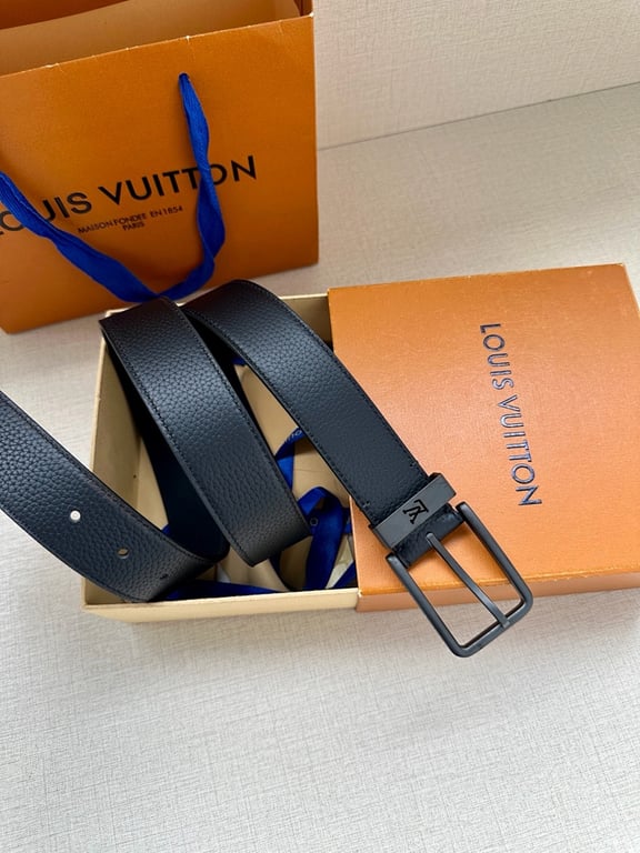 Louis Vuitton Grained Leather Belt - 7