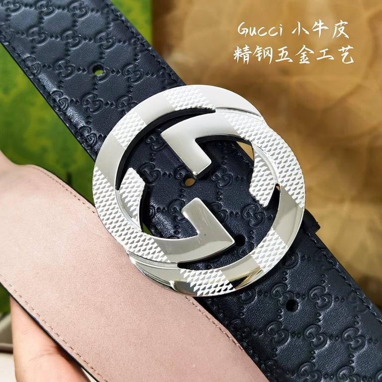 Gucci Signature Leather Belt with Interlocking G Buckle - 4