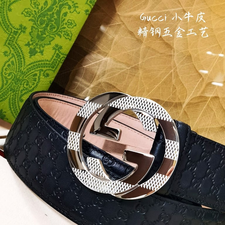 Gucci Signature Leather Belt with Interlocking G Buckle - 5