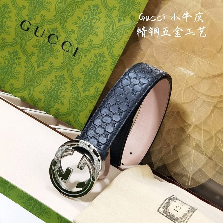 Gucci Signature Leather Belt with Interlocking G Buckle - 3