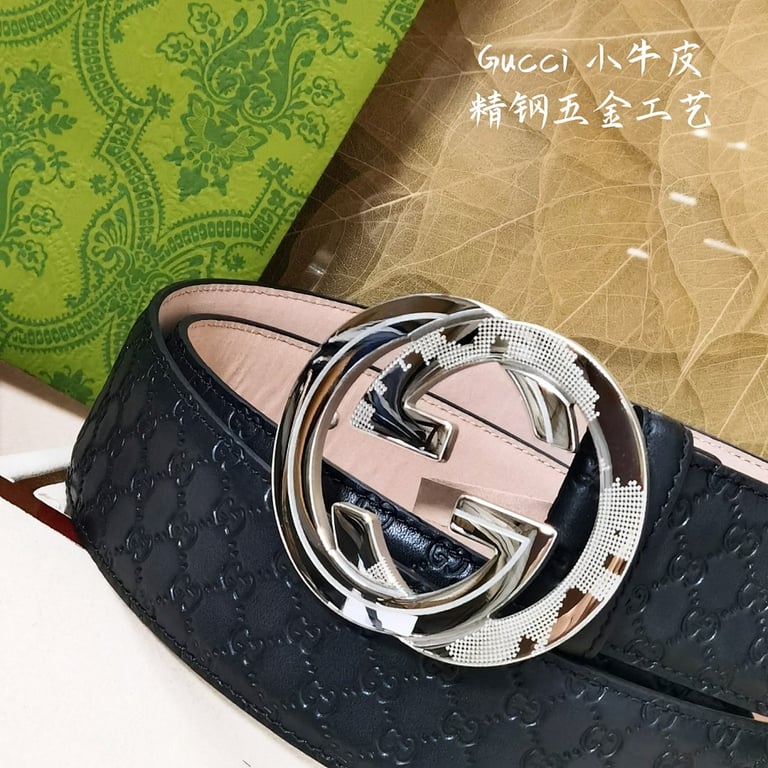 Gucci Signature Leather Belt with Interlocking G Buckle - 5