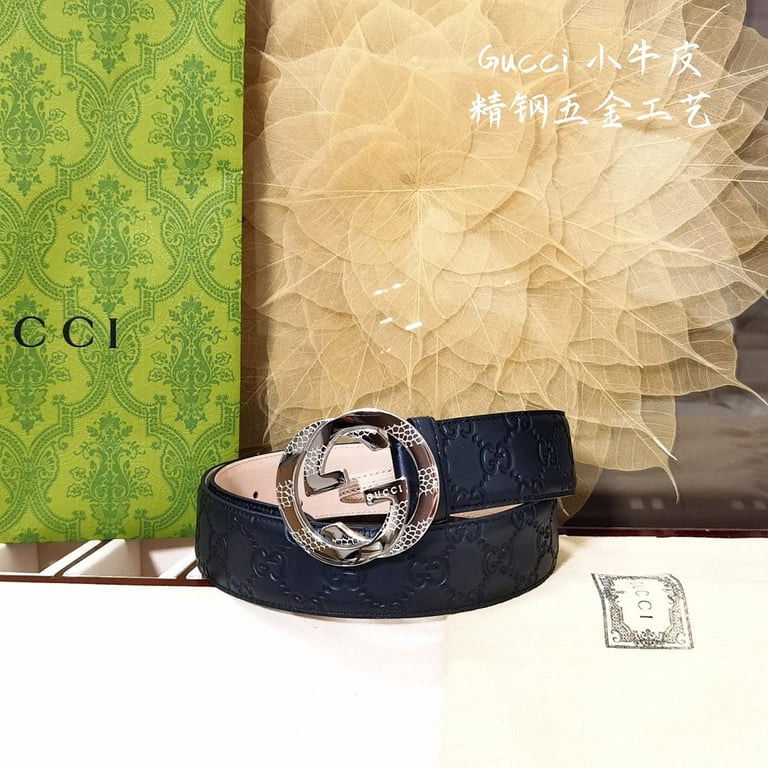 Gucci Interlocking G Embossed Leather Belt - 2