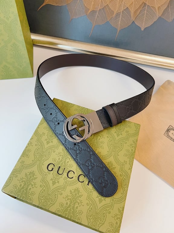 Gucci Interlocking G Embossed Leather Belt - 2