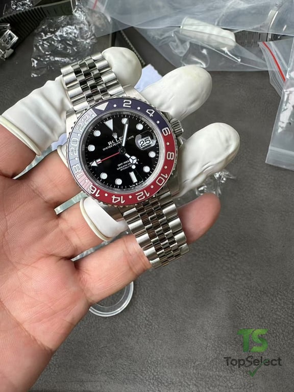 Rolex GMT-Master II Pepsi Jubilee - 4