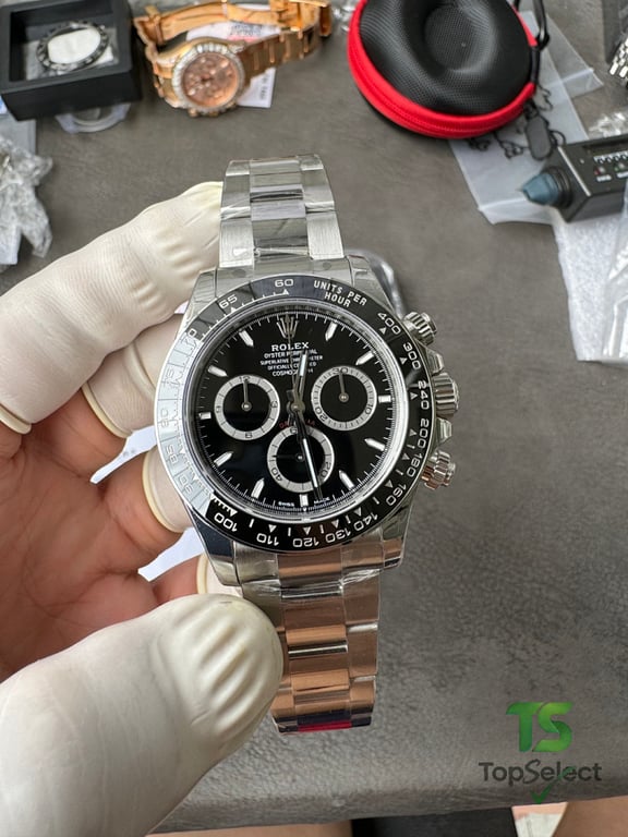 Rolex Cosmograph Daytona Black Dial - 17