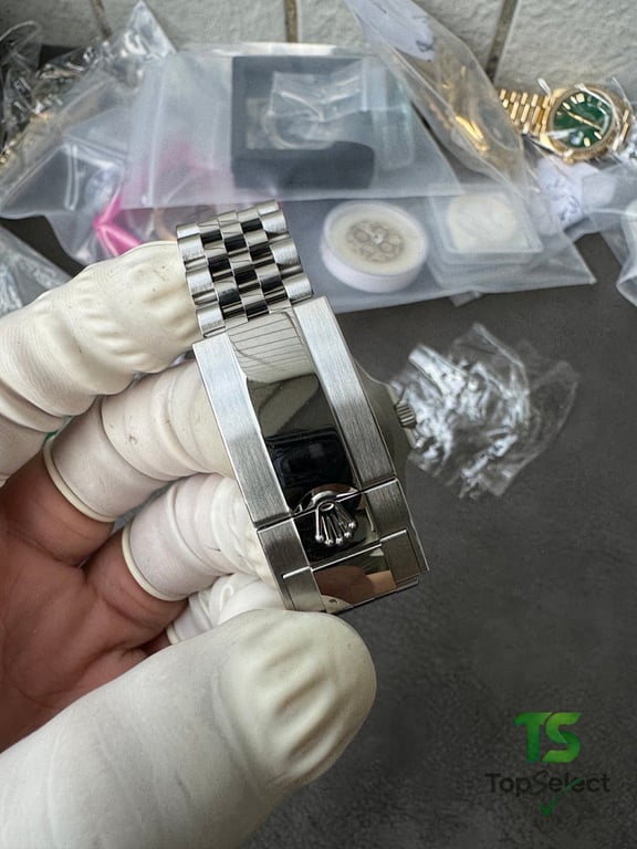 Rolex GMT-Master II Pepsi Jubilee - 7