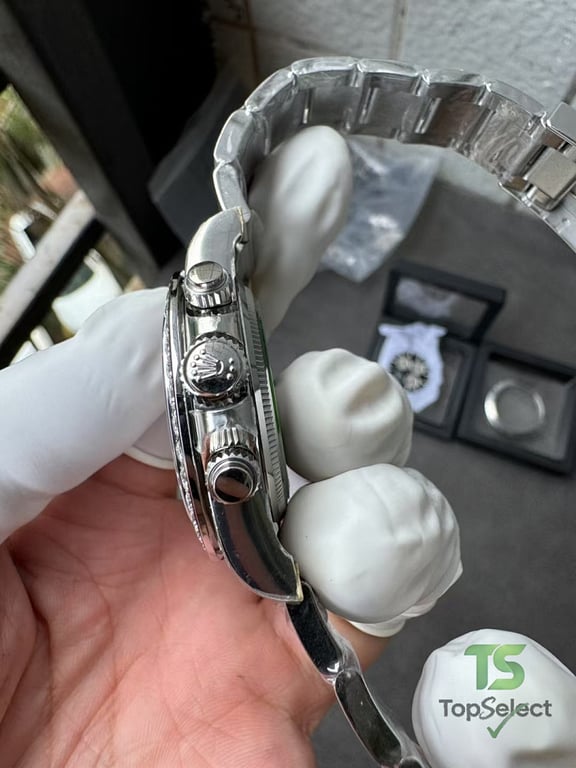 Rolex Daytona Mother of Pearl Diamond Bezel - 13