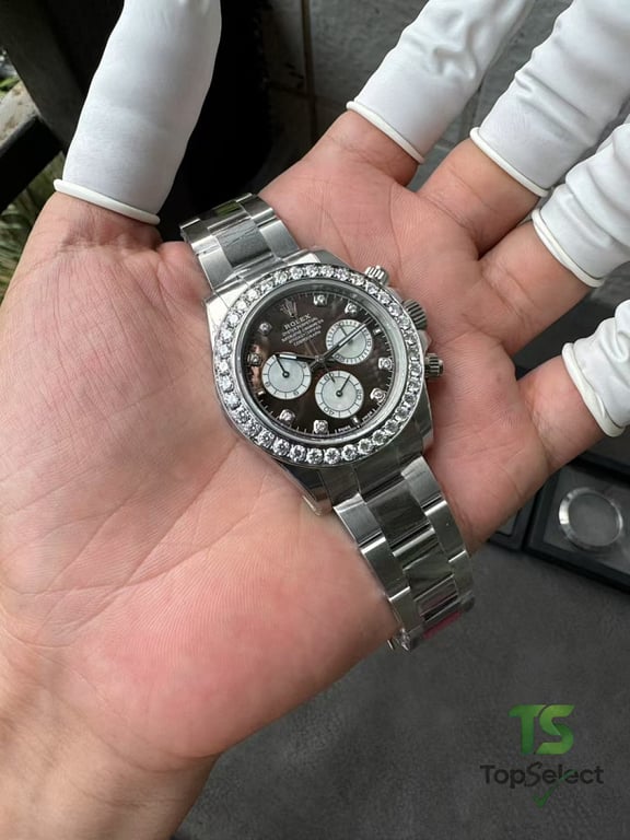 Rolex Daytona Mother of Pearl Diamond Bezel - 15