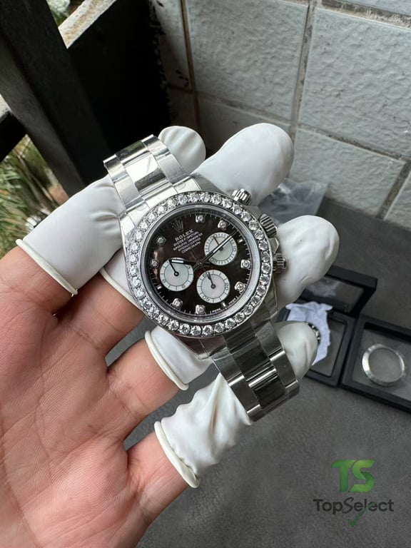 Rolex Daytona Mother of Pearl Diamond Bezel - 9