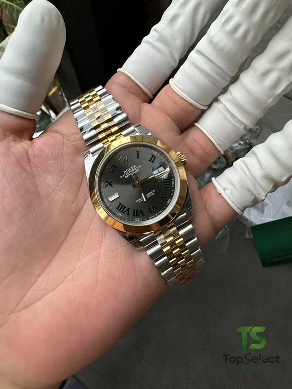 Rolex Datejust 41 Wimbledon Two-Tone Smooth Bezel - 7