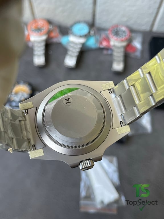Rolex Submariner DiW Custom Grey White Red - 3