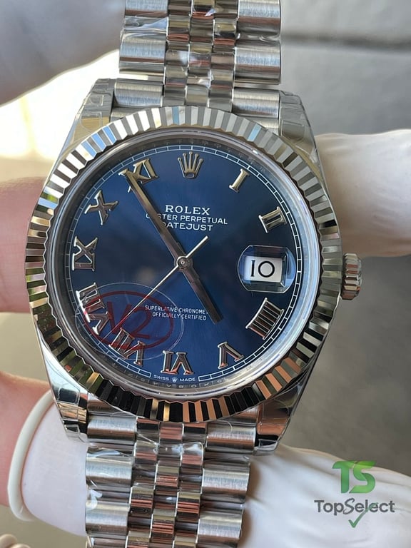 Rolex Datejust 41 Blue Roman Dial - 3