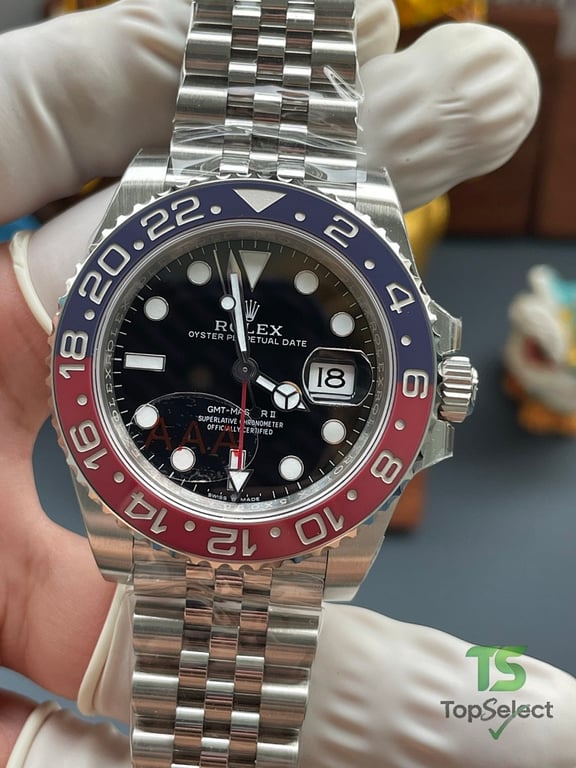 Rolex GMT-Master II Pepsi - 2
