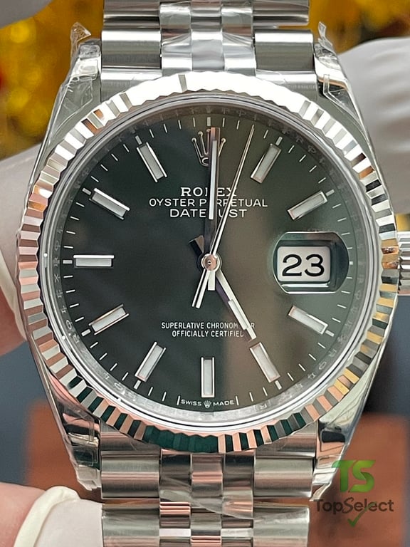 Rolex Datejust 41 Green Dial Jubilee - 7