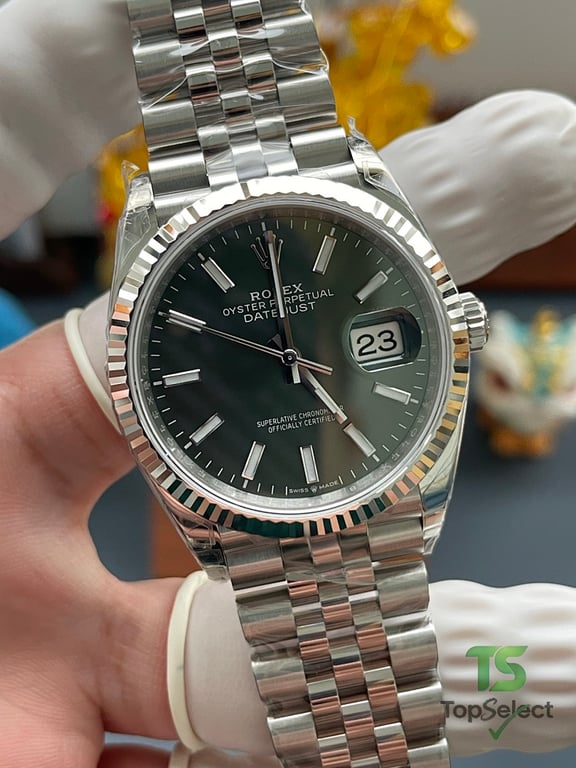Rolex Datejust 41 Green Dial Jubilee - 10
